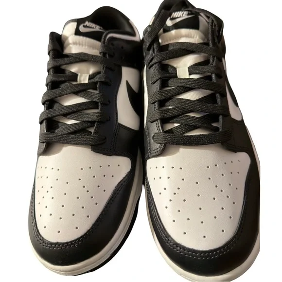 NEW Nike Men’s Low Retro Dunks Black/White Leather Uppers Size 13